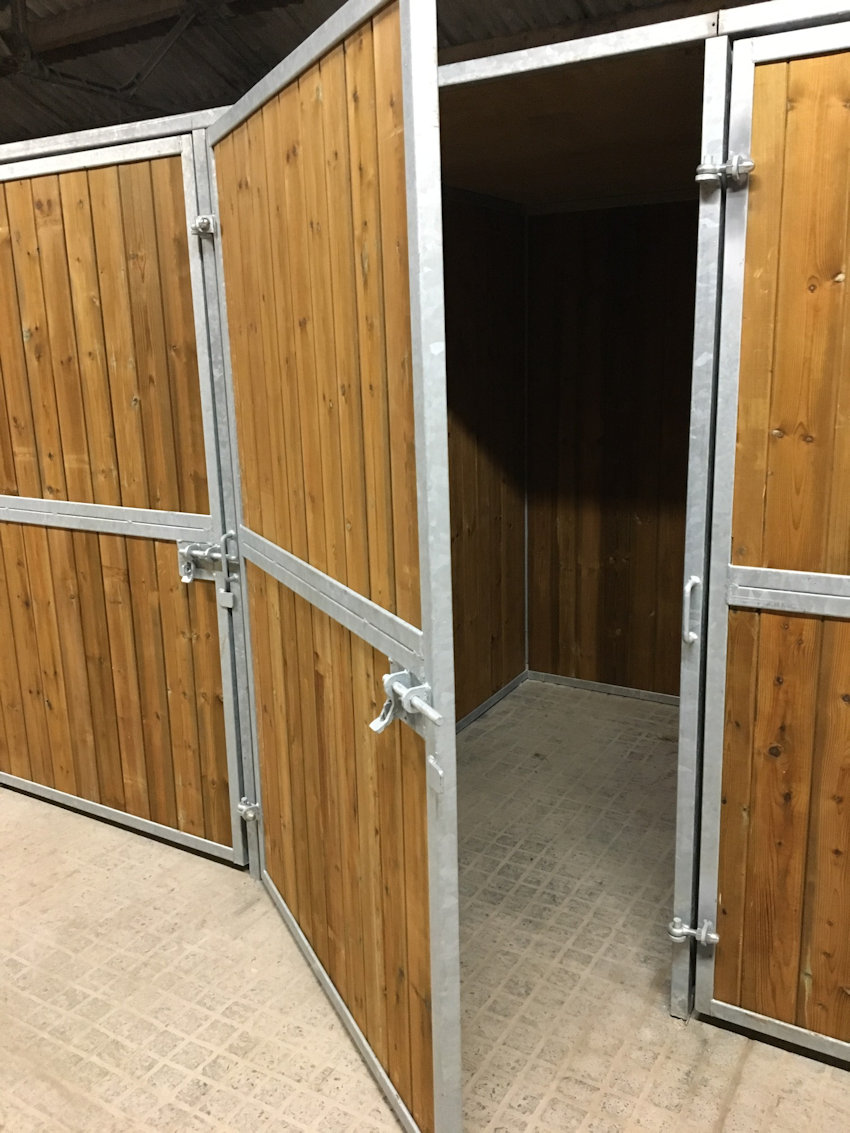 equestrian stables, field shelters, equine accessories, arena and menage company in Blackburn and Lancashire